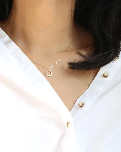 14k Thin Circle Necklace