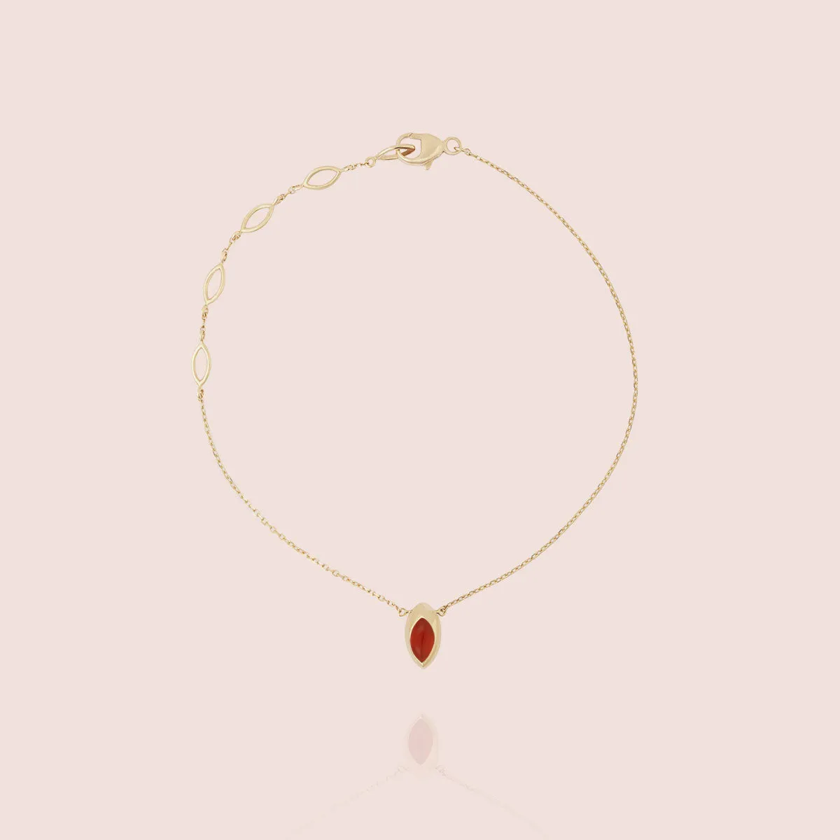 Carnelian Swinging Pendant Bracelet