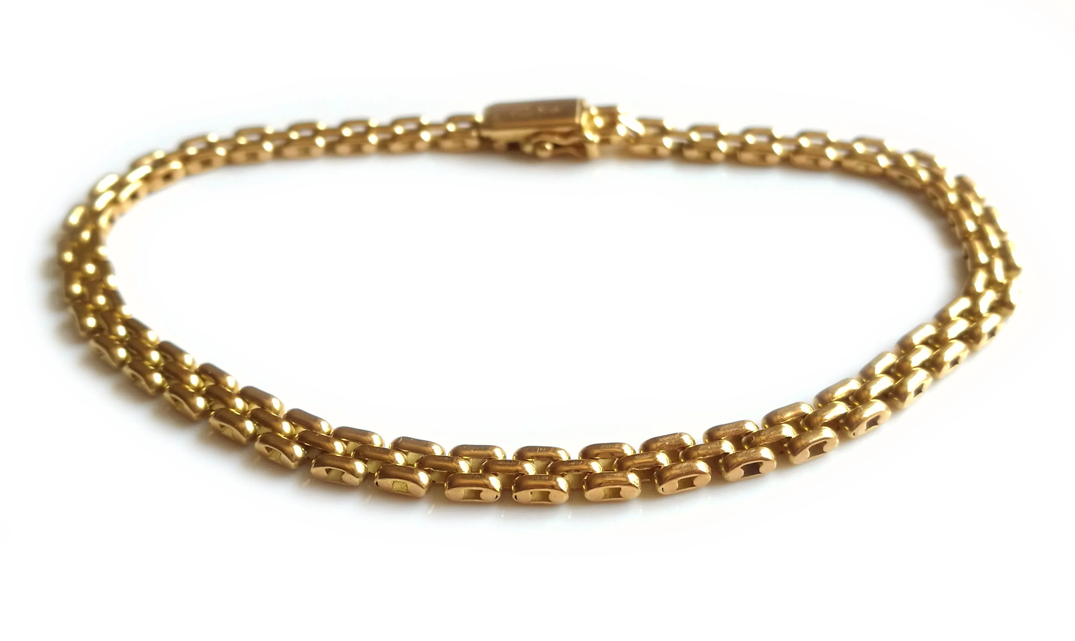 Cartier Maillon Panthere Bracelet in 18k Yellow Gold