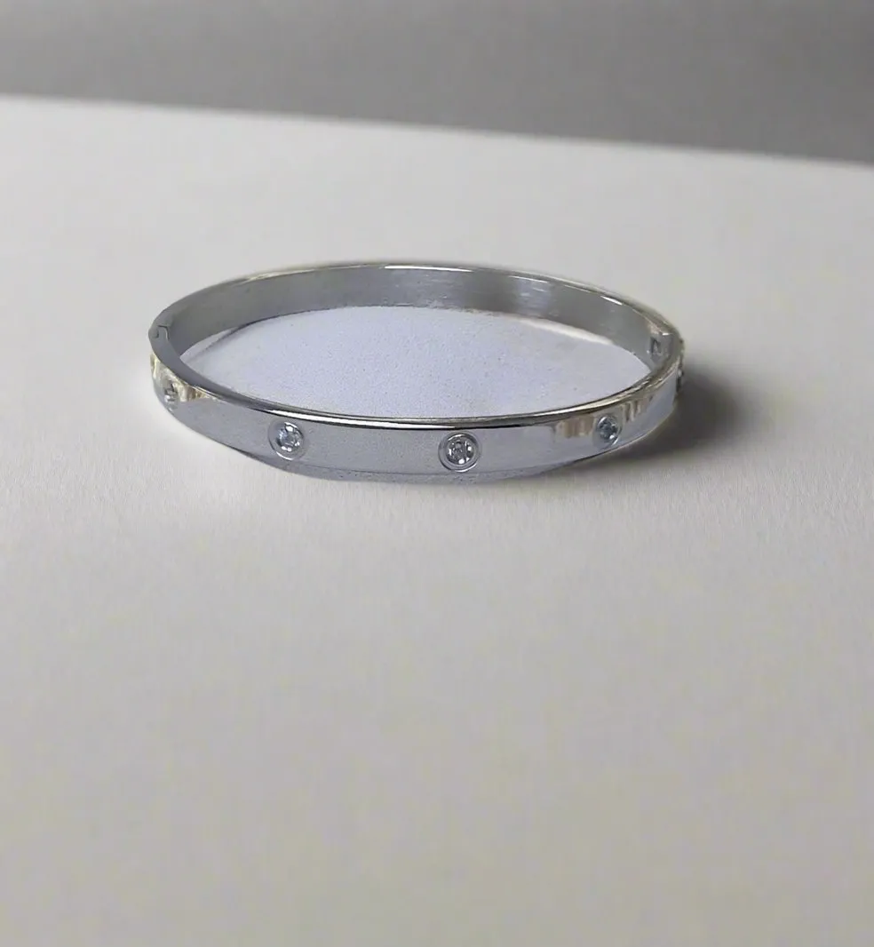 Dainty Diamante Bangle Silver