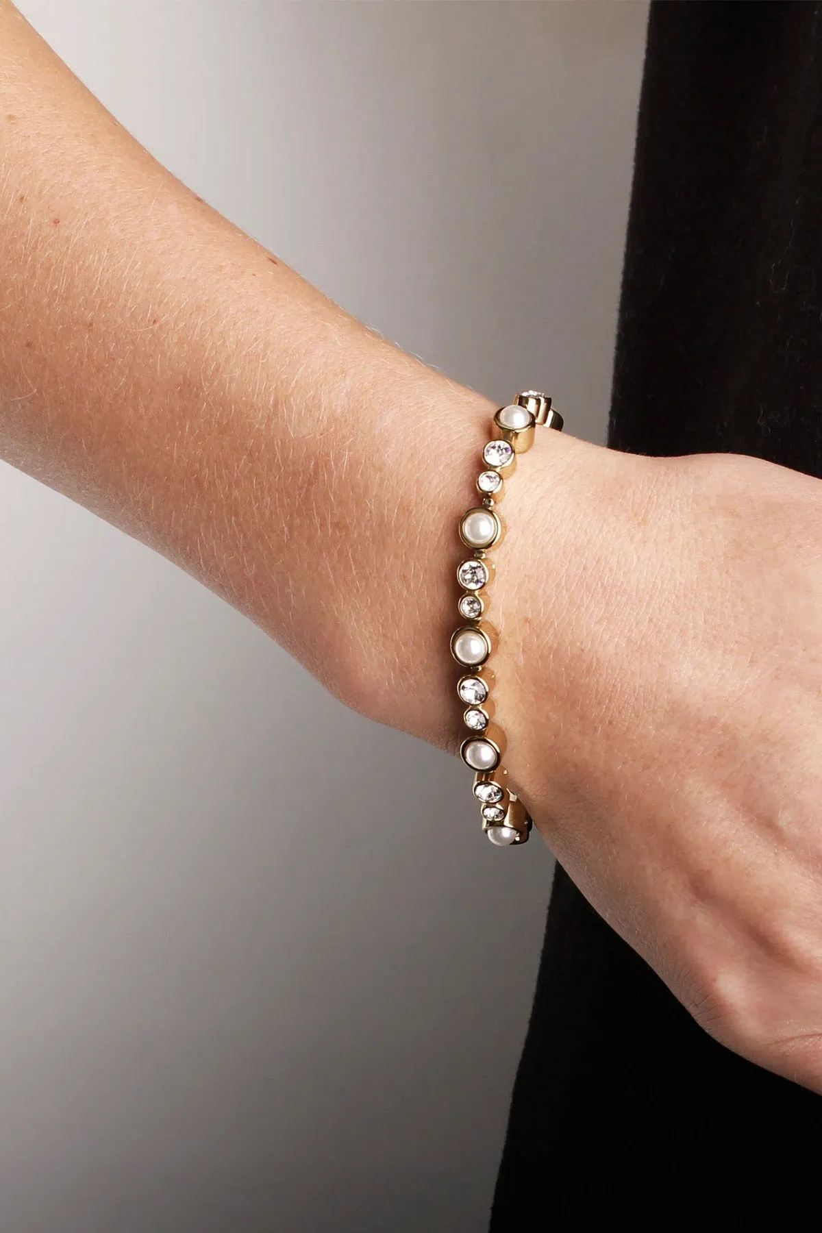 Dyrberg/Kern Sacha Bracelet in White Pearl