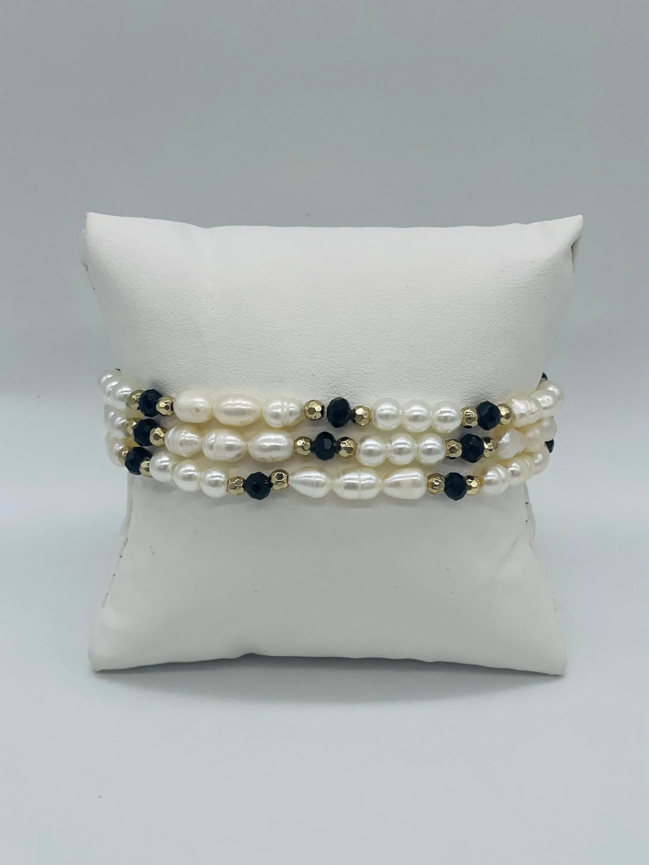 Endless Pearls Bracelet Set