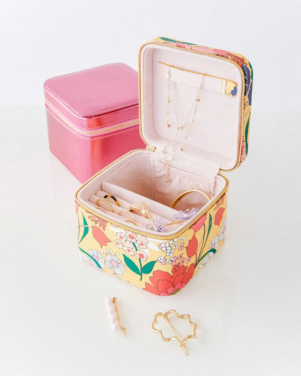 Getaway Jewelry Organizer - Metallic Hot Pink