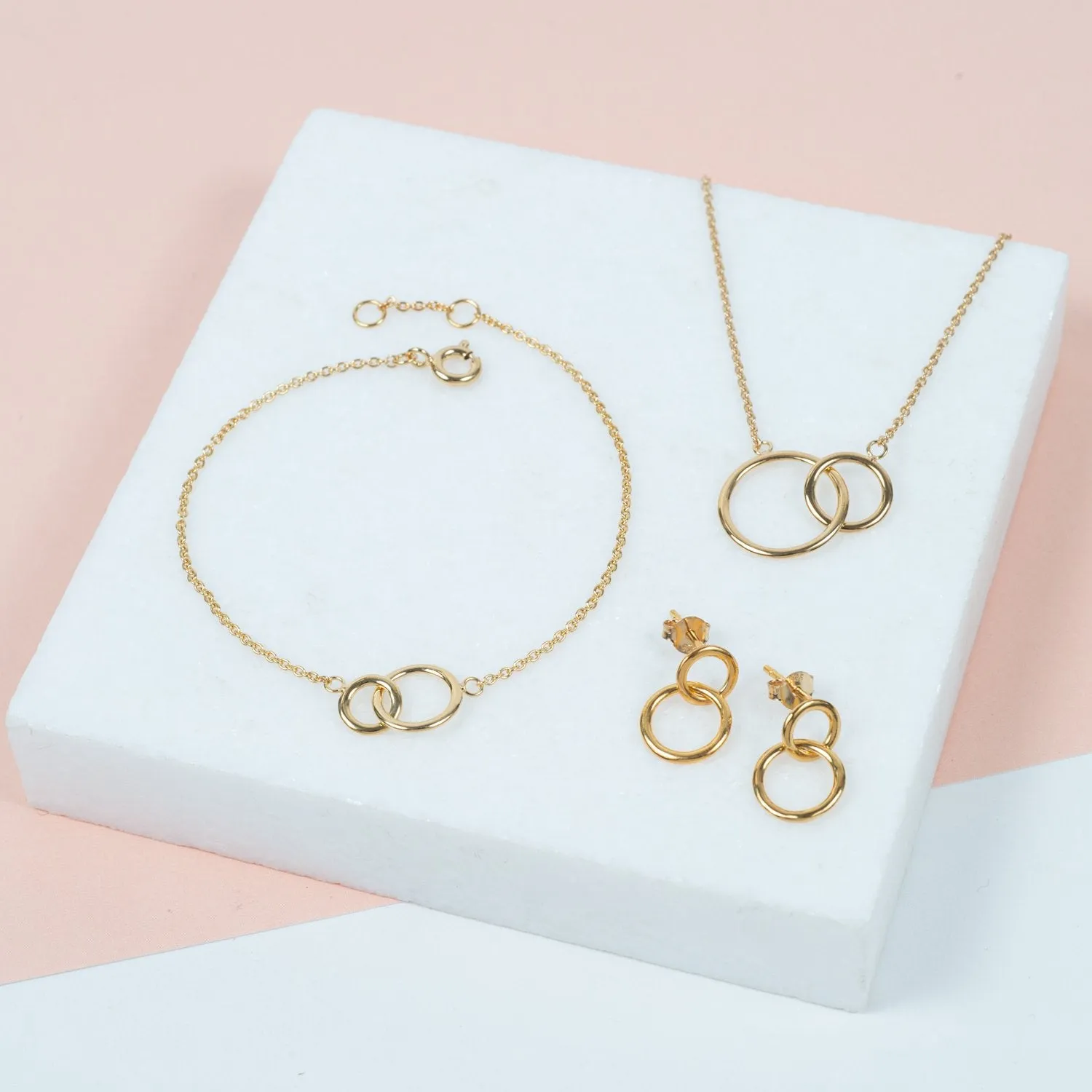 Kelso Yellow Gold Vermeil Interlinking Rings Jewellery Set