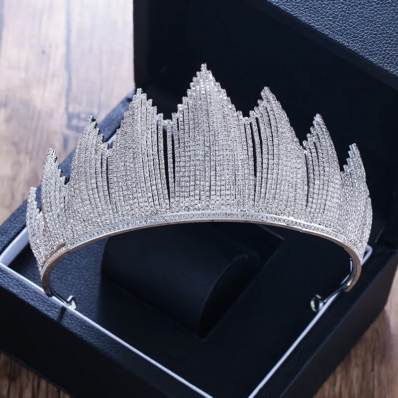 Luxurious Rhinestone Queenly Tiara