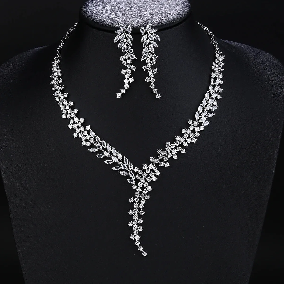 Luxury Bridal Jewelry Set Gorgeous Cubic Zirconia Ladies Party Wedding Necklace And Earrings Set  CN10327