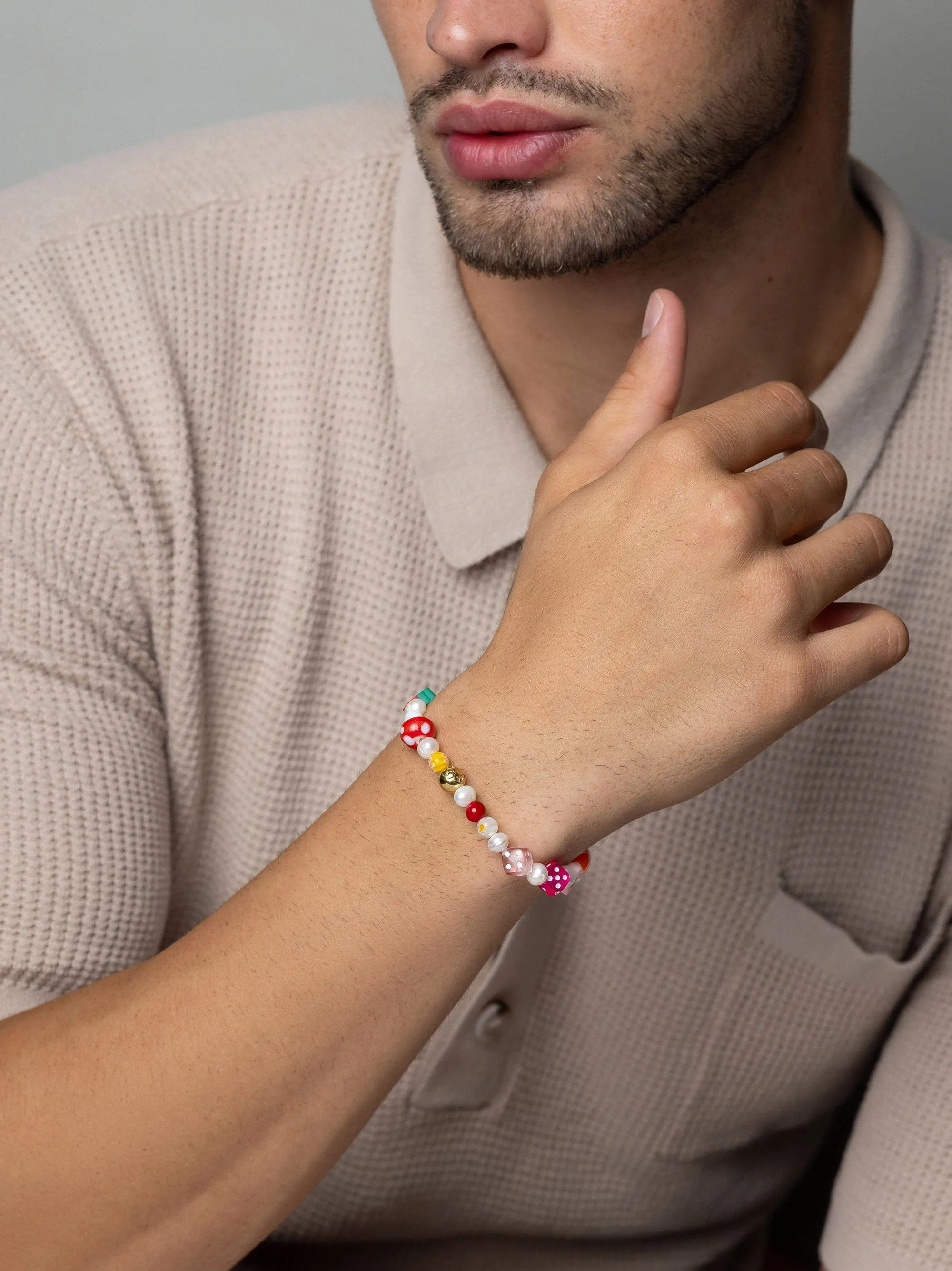 Men's Berry Pearl Bracelet with Assorted Beads