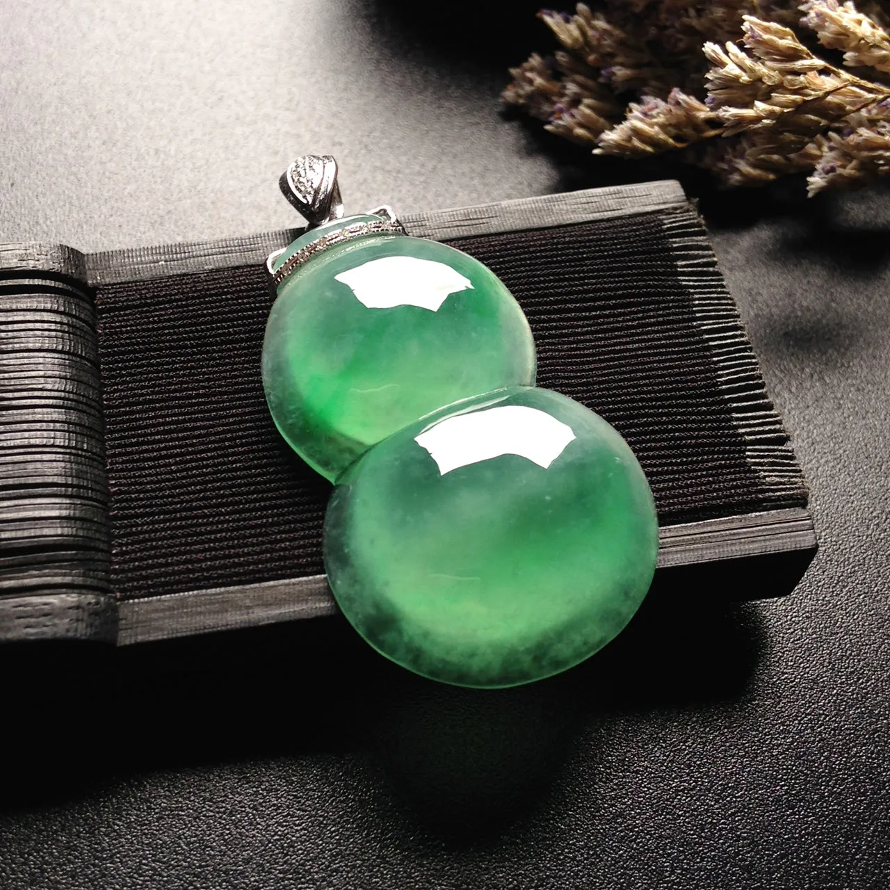 Natural Jade Pendant Jadeite Pendant PT460