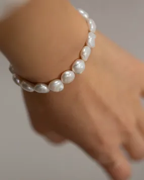 Organic pearl bracelet