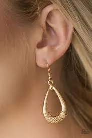 Paparazzi Accessories  - Fair Fame #L80 Peg - Gold Earrings