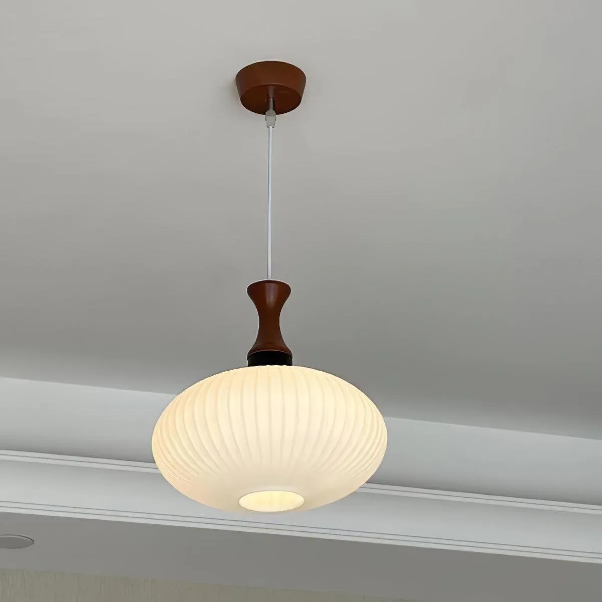 Pleated Glass Nelson Pendant Light