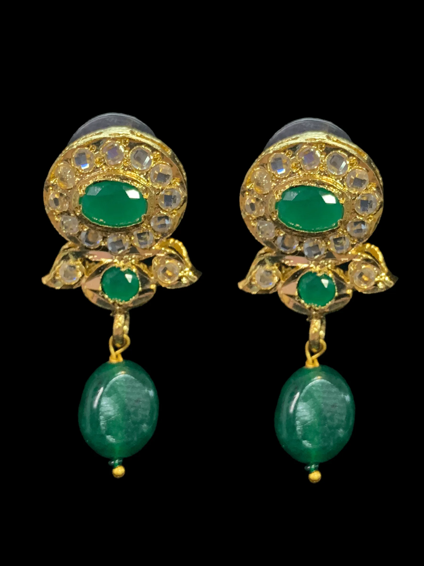 PS433 Ammara pendant  set in green   ( READY TO SHIP )