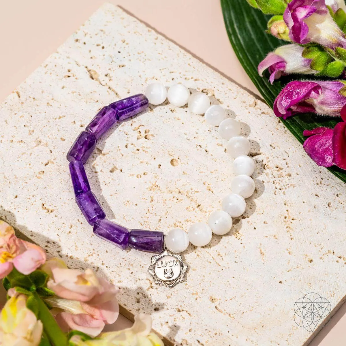 Pure Luck - Horseshoe Amethyst Bracelet