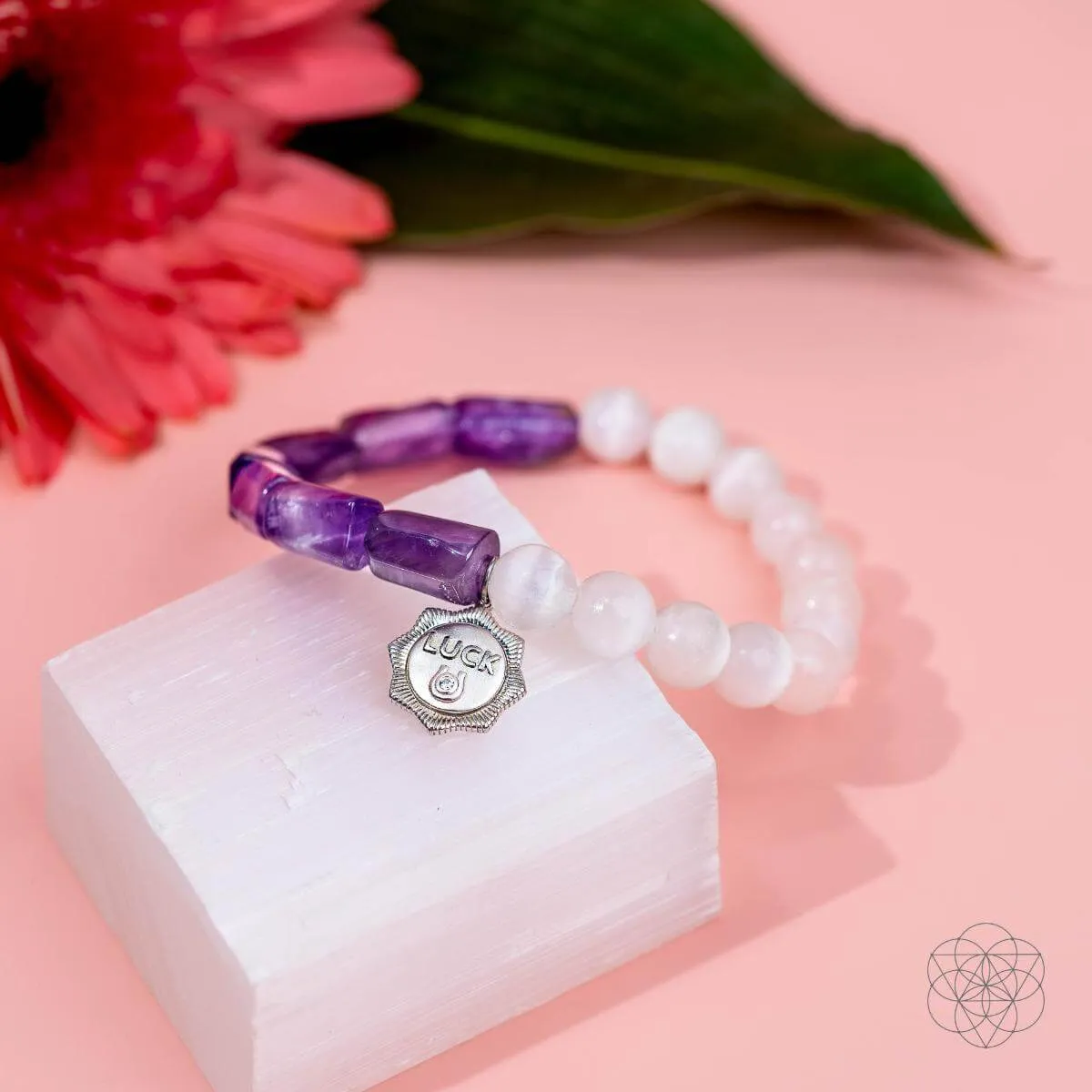 Pure Luck - Horseshoe Amethyst Bracelet