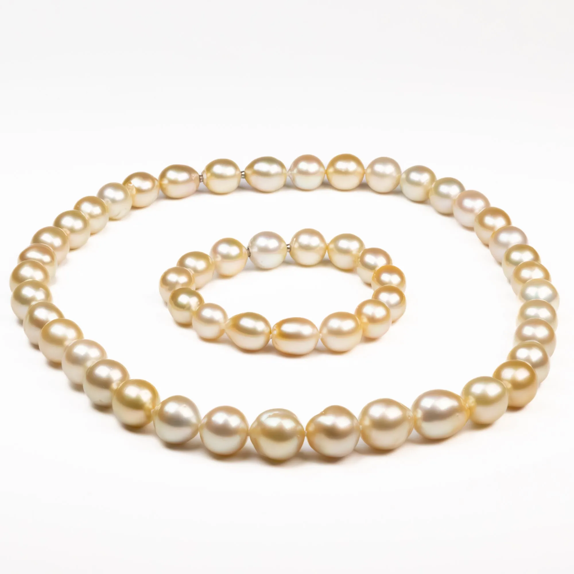 Stainless Steel South Sea Cultured 10.20-13.00mm 70cm Pearl Strand