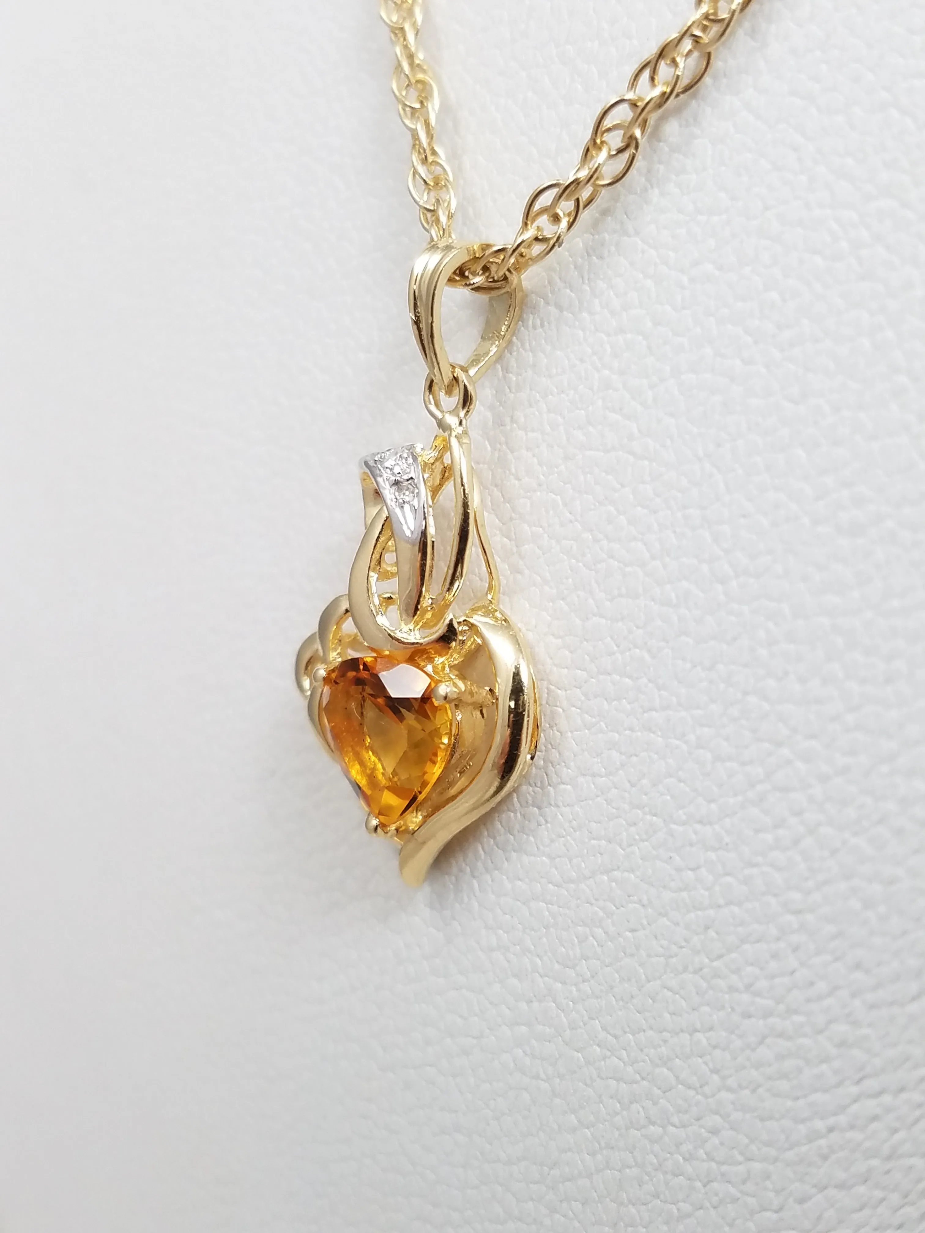 Sweet 18" 14k Yellow Gold Natural Heart Citrine Diamond Pendant Necklace