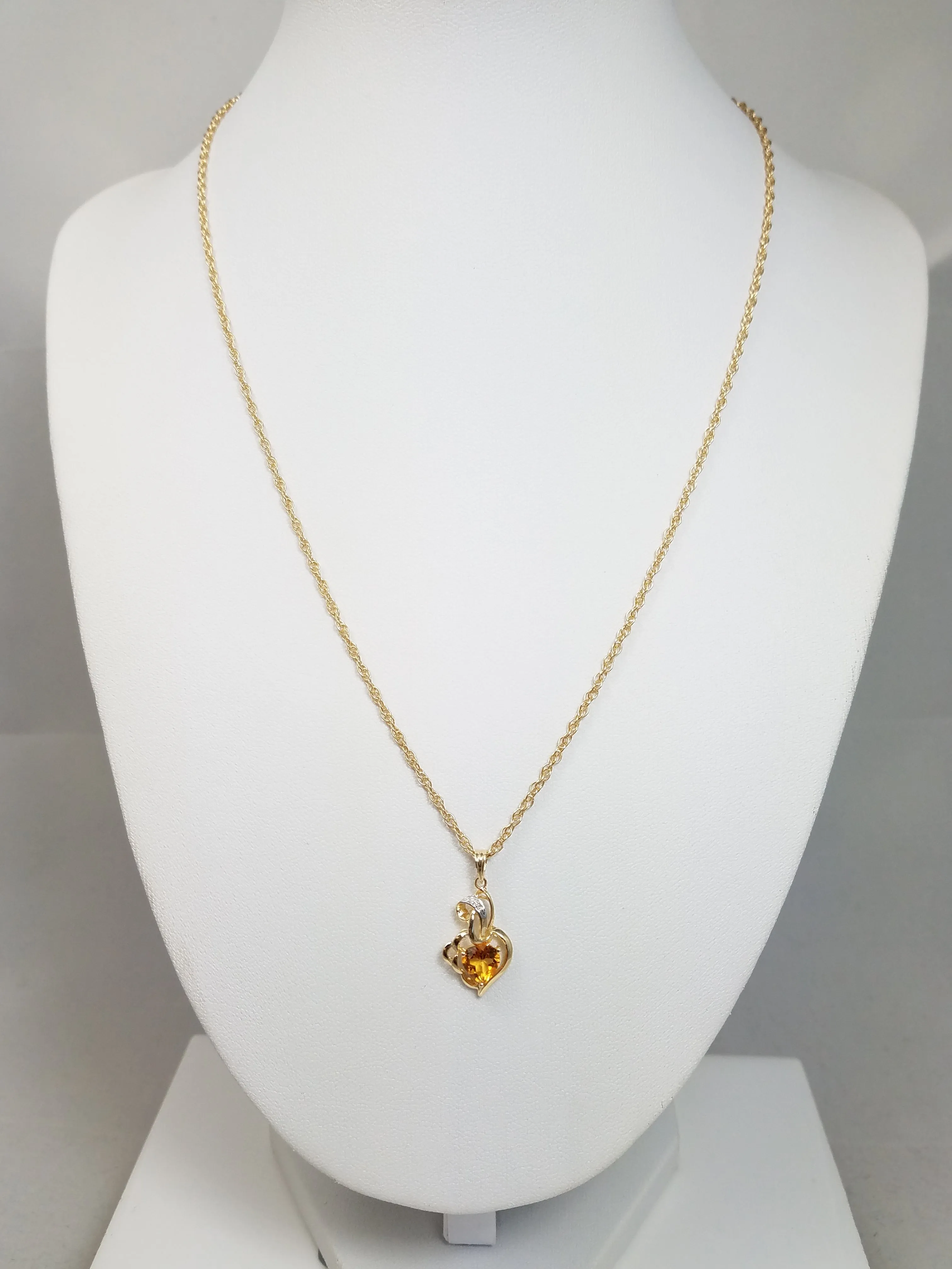 Sweet 18" 14k Yellow Gold Natural Heart Citrine Diamond Pendant Necklace