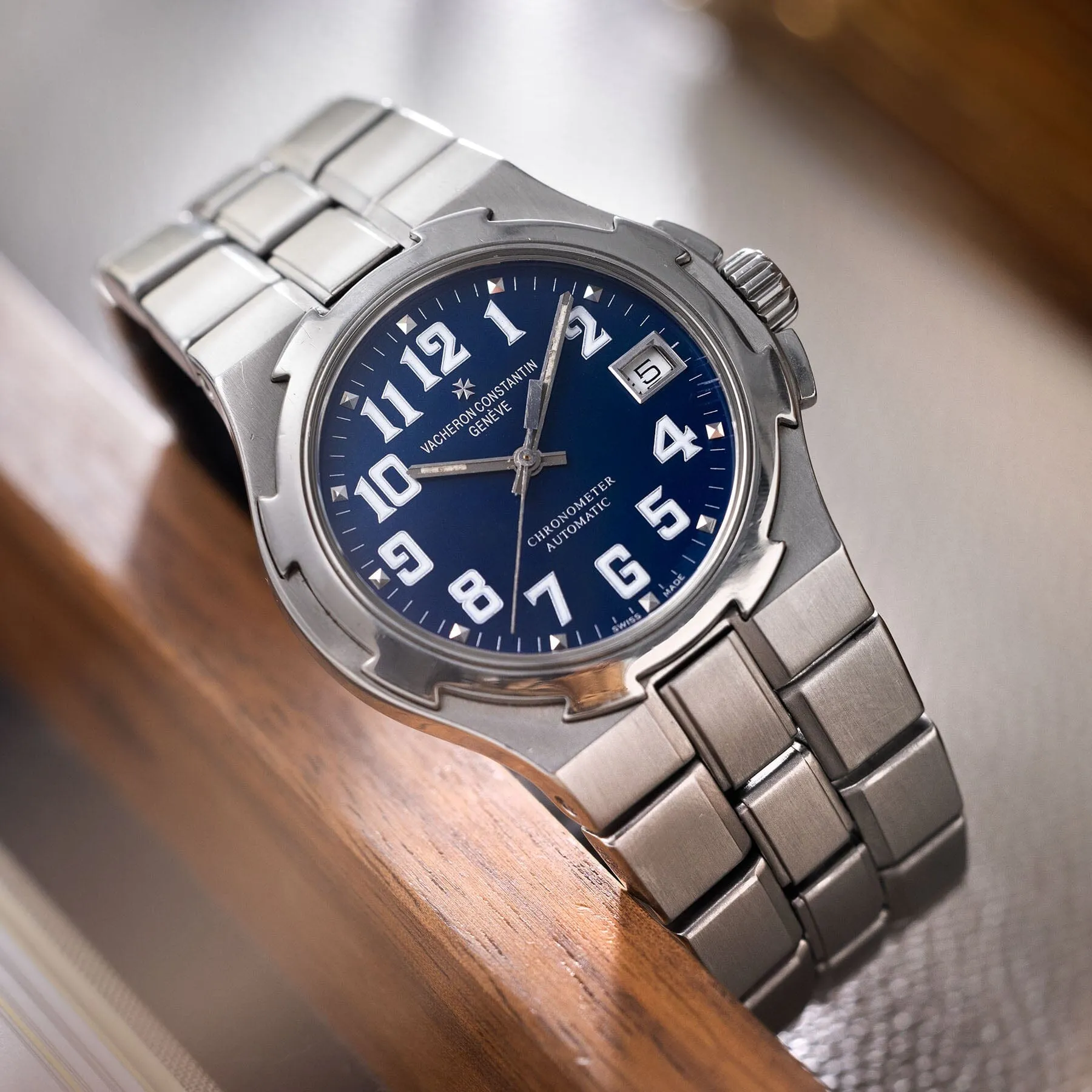 Vacheron Constantin Overseas ref 42042 Blue Dial