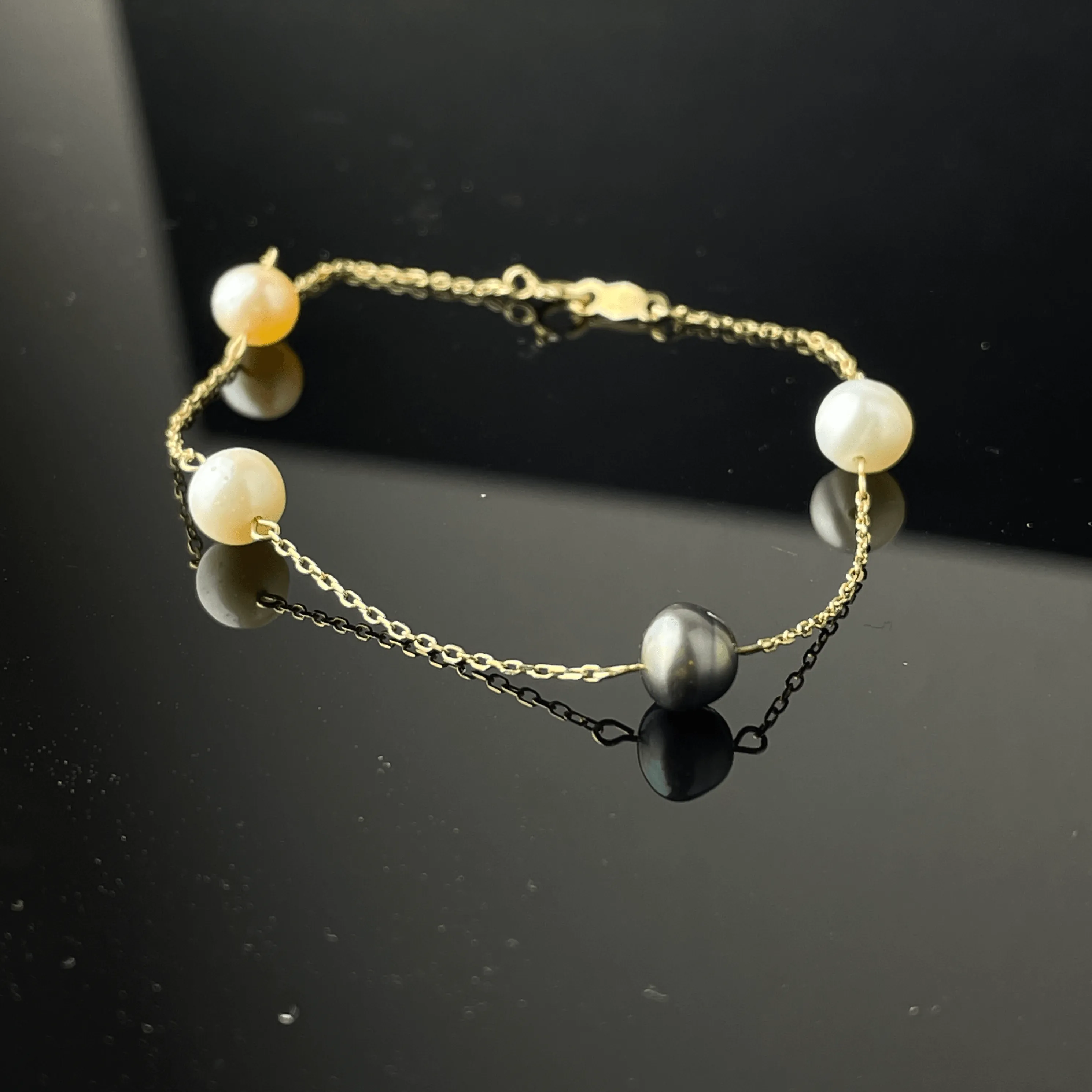 White Black Pearl 10K Gold Tin Cup Style Bracelet