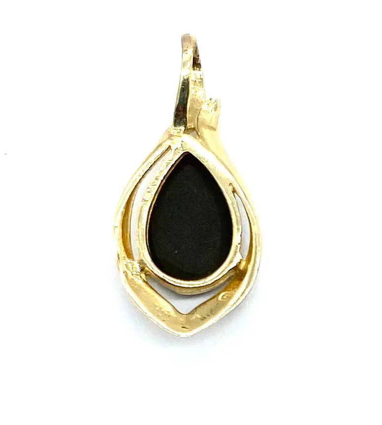 Yellow Gold Opal Pendant